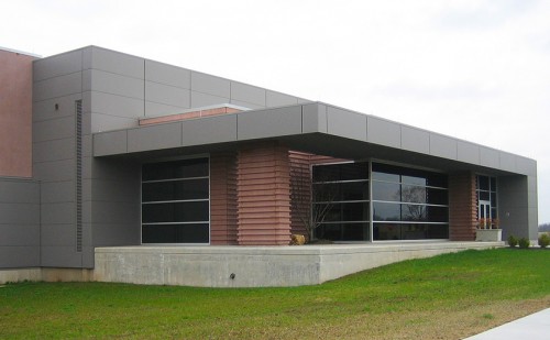 Exterior view of Enterprise Data Center visitors' entry that includes security, reception, meeting rooms and toilet facilities outside of the data center security ring.